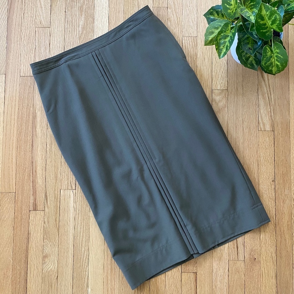 Club Monaco Wool Front Pleat Detail Olive‎ Green Midi Pencil Skirt Size 0